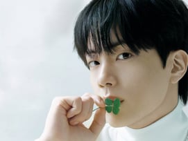 방탄소년단 진 표지 SPUR, 아마존 재팬 베스트 셀러 1위..진이 멤버에게 프레드 반지 선물한 감동적 이유