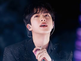방탄소년단 진, '월드 투어 블루레이' 베스트셀러 1위 싹쓸이