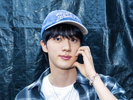 방탄소년단 진 'Don't Say You Love Me' 스포티파이 빛나는 大기록! 7억·'ECHO' 앨범 10억 스트리밍 돌파