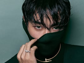 방탄소년단 뷔, 일본서 또다시 신기록! 매거진 품절→인기 랭킹 1위 '싹쓸이'