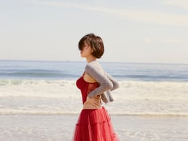 방송 출연 없음에도..화사, '굿 굿바이'로 '인기가요' 트리플 크라운