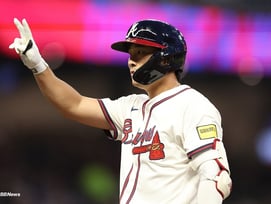 김하성 5월 복귀도 불투명 "더 늦어질 가능성 배제 못해" 美 저명 기자 전망