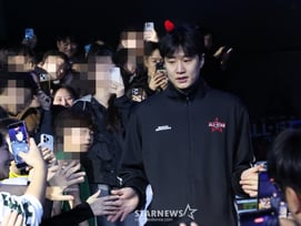 [포토] 허웅 '아파서 댄스 스킵'