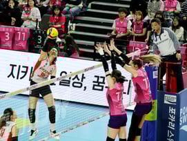 [포토]'강타시도하는' 박정아