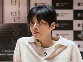 "부모 급여 반납" 그 후..김선호, 급격히 야윈 얼굴 포착 [스타이슈]