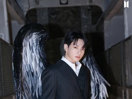 방탄소년단 정국, 'Standing Next to You'로 또 대기록..14억 스트리밍 돌파 '개인 통산 2번째'