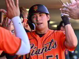 '쾌조의 타격감' 이정후, 4경기 안타 행진→3루타 포함 첫 멀티히트도 완성! 이제 WBC 위해 日로 향한다