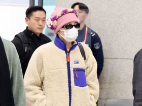 지드래곤 '따뜻하게 챙겨 입으세요'[★포토]