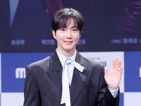 박건일, 미소와 함께 손인사[★포토]