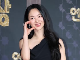 전여빈 '깜찍 볼하트'[★포토]