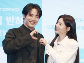 아카소 에이지-강혜원 '우리 진짜 친해요'[★포토]