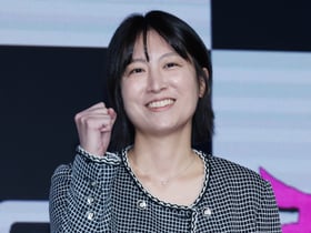 포즈 취하는 '크레이지 투어' 송가희 PD[★포토]