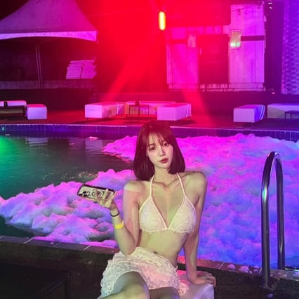 '데뷔 4개월' LG 여신, 몽환적 비키니 패션 '팬 반응 폭발'