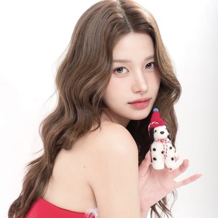 '맥심 표지모델' 이예빈 치어리더, '섹시 산타' 전격 변신