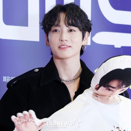 방탄소년단 RM·정국, 새벽에 라면 회동