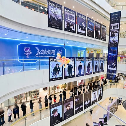 무려 60만명 방문..엑소, 中 13개 도시 쇼핑몰 랩핑 팝업 성황