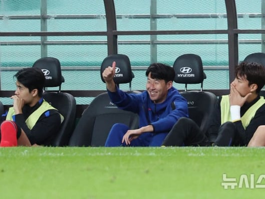 홍명보호, 파라과이에 2-0 승리