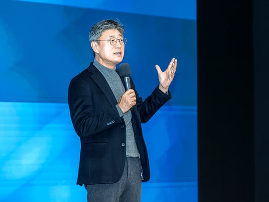 정재헌 SKT 사장 "AI시대 회사가 필요로 하는 역량 갖춰야"