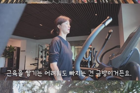 吴妍秀"为了留在二儿子身边"公开美国当地生活