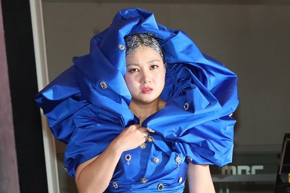 "注射阿姨争议"朴娜莱，与全炫茂重逢...新综艺节目《命运战争49》即将面世 [公式]