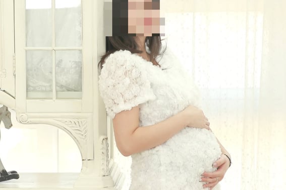 «Третья беременность» Жена KCM опубликовала фото Мансака ♥Пожалуйста, поддержите мужа." [человек.]