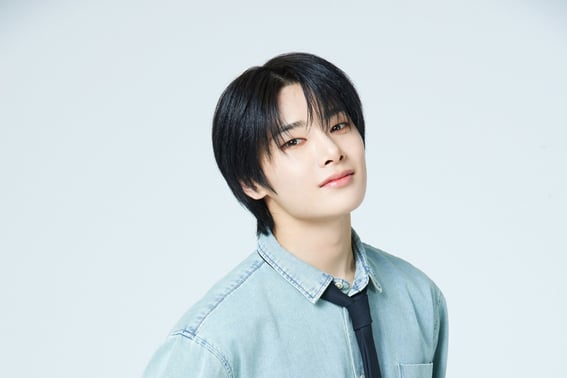 ストレイキッズのアイエン、誕生日に1億円を寄付「がん患者への希望」 [公式]