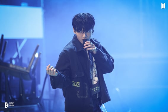 "Jungkook? I don't need auto-tune.."Perfect voice"