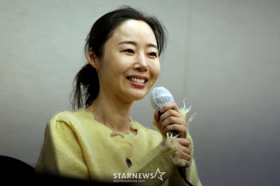 Min Hee-jin plans to buy a low-priced stake in ADOR.Estimated up to 1.5 trillion won" [the star scene]