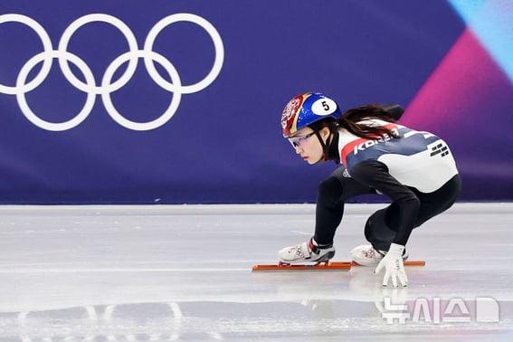 "连信任的崔敏静也...' 短道速滑女子500米决赛失败 金吉儿也被淘汰，"韩国全军覆没" [米兰县长]