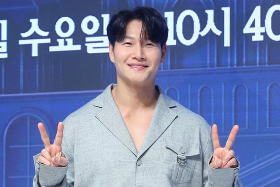 キム·ジョングク、隠していた♥妻が徐々に公開..明かされた愛称→新婚生活「夫婦喧嘩NO」 [スター・イシュー]