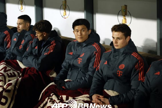 "冲击大名单除外"金珉载面对切尔西等英超邀请，"不想离开慕尼黑"'