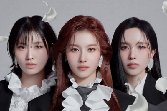 TWICEのミサモ、日チャートを席巻！ 日本の正規1stアルバム『PLAY』 オリコン→ビルボードジャパンなど主要週間チャートで首位