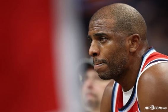 Chris Paul, the 'King of nothing' officially announces his retirement from active duty after 21 years, "It's all over... "I'll be with my family"