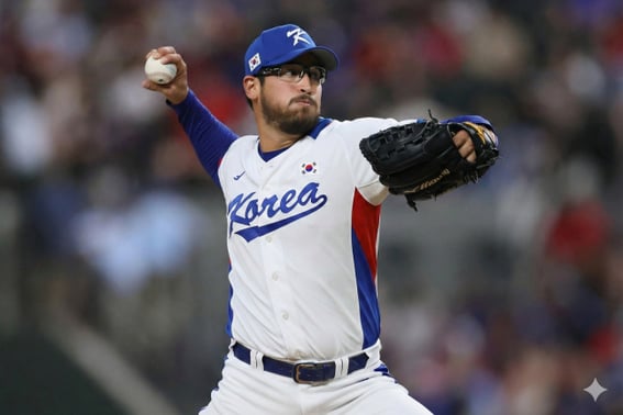 "I'll play for my mother's country."" Dunning, who was desperate for the Taegeuk mark, hopes Ryu Ji-hyun-ho, the perfect build-up 'pitcher hole' in the SD practice game