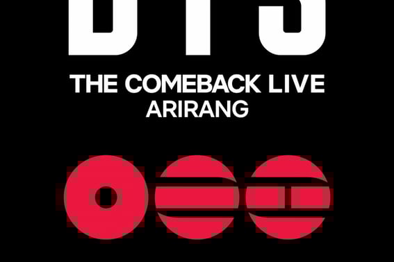 «Возвращение» выступление BTS в Кванхвамун, смотрю в своей комнате.Первый прямой эфир Netflix по всему миру [Формула]