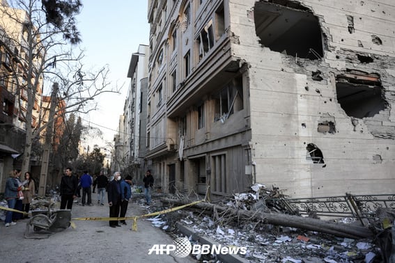 Mỹ bùng nổ sau cuộc không kích Iran và khả năng tổ chức World Cup '76 năm'