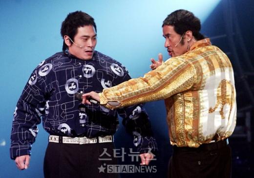 ↑'웃찾사'의 '형님뉴스' 코너에 출연한 최민수와 김재우 ⓒ<박성기 기자 musictok@>