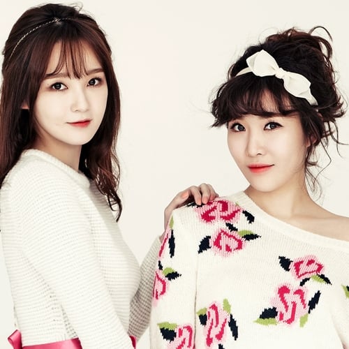 여성듀오 다비치 강민경(왼쪽), 이해리 / 사진제공=코어콘텐츠미디어