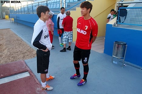 박지성(좌)과 홍정호. /사진=PSV 에인트호벤 공식 홈페이지