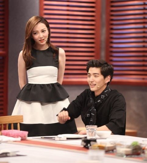 /사진=중국 안후이TV '쉬이니 더 차이'에 출연한 맹기용 셰프(오른쪽)
