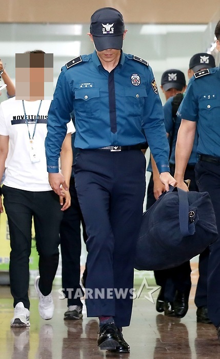탑 / 홍봉진 기자