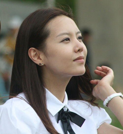 사진=2010년 뮤직비디오 출연 당시의 박채경
