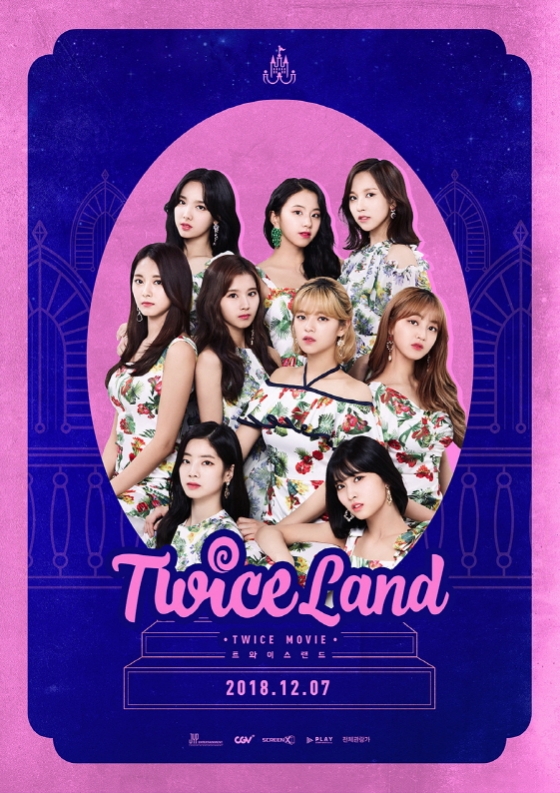 트와이스 첫 영화 '트와이스랜드'가 12월 7일 스크린X로 개봉한다.