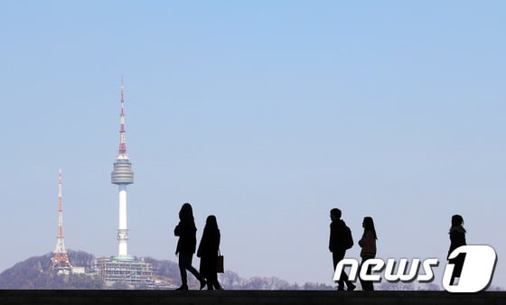 오늘(9일) 날씨, 흐리고 곳에 따라 비..미세먼지 '보통~좋음' /사진=뉴스1
