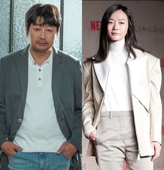 김윤석과 배두나가 영화 '바이러스'로 호흡을 맞춘다.