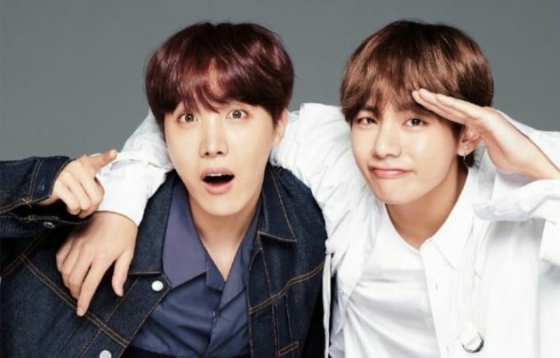 방탄소년단 뷔(오른쪽)와 제이홉 /사진=빅히트엔터테인먼트