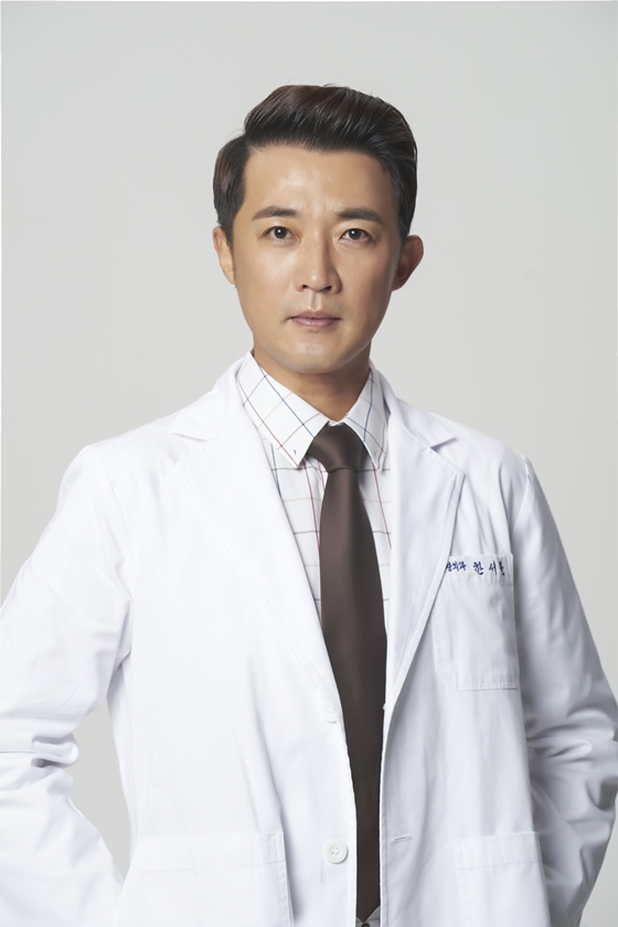 tvN 수목드라마 '마우스'의 한서준 역 배우 안재욱/사진제공=제이블엔터테인먼트