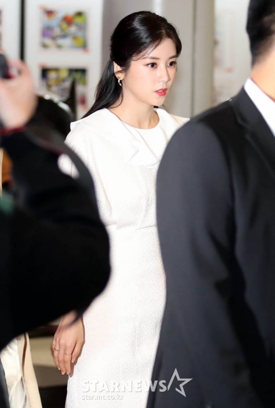 그룹 에이핑크 박초롱이 23일 오후 경기 부천시 만화박물관에서 열린 '제22회 부천국제애니메이션페스티벌' 개막식에 참석하고 있다. /사진=부천(경기)=임성균 기자 tjdrbs23@