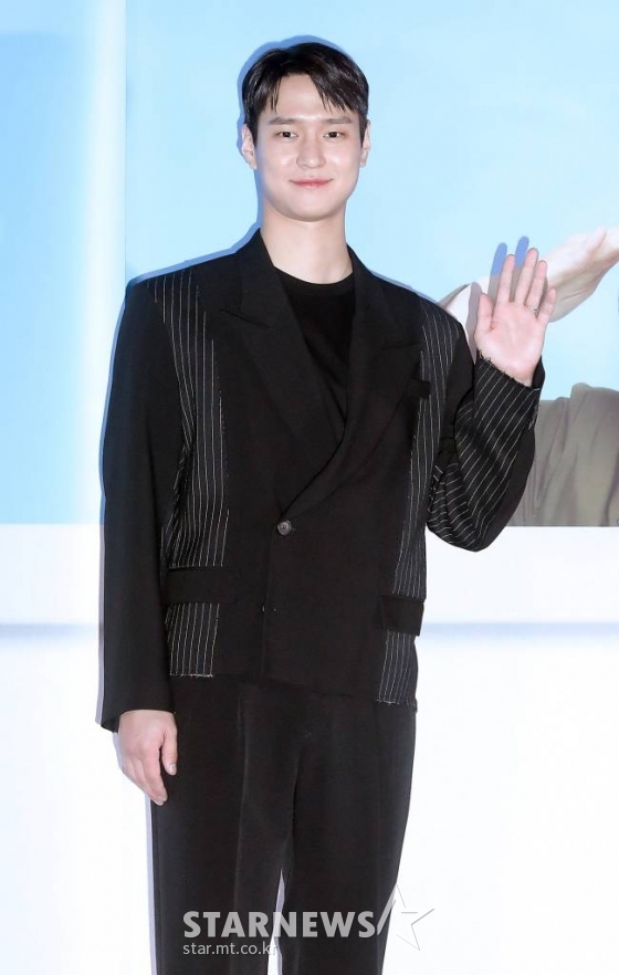 배우 고경표가 10일 오후 서울 용산구 아이파크몰 CGV에서 진행된 영화 '육사오' 언론시사회 및 기자간담회에 참석해 포즈를 취하고 있다. '육사오'는 바람을 타고 군사분계선을 넘어가버린 57억 1등 로또를 둘러싼 남북 군인들간의 코믹 접선극이다. 오는 24일 개봉. 2022.08.10 /사진=김창현 기자 chmt@