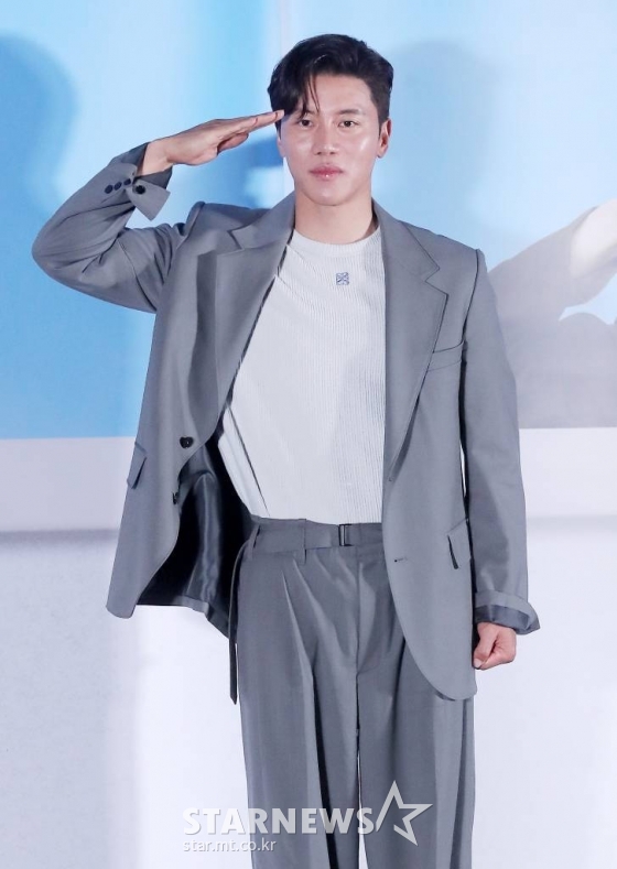 배우 음문석이 10일 오후 서울 용산구 아이파크몰 CGV에서 진행된 영화 '육사오' 언론시사회 및 기자간담회에 참석해 포즈를 취하고 있다. '육사오'는 바람을 타고 군사분계선을 넘어가버린 57억 1등 로또를 둘러싼 남북 군인들간의 코믹 접선극이다. 오는 24일 개봉. 2022.08.10 /사진=김창현 기자 chmt@